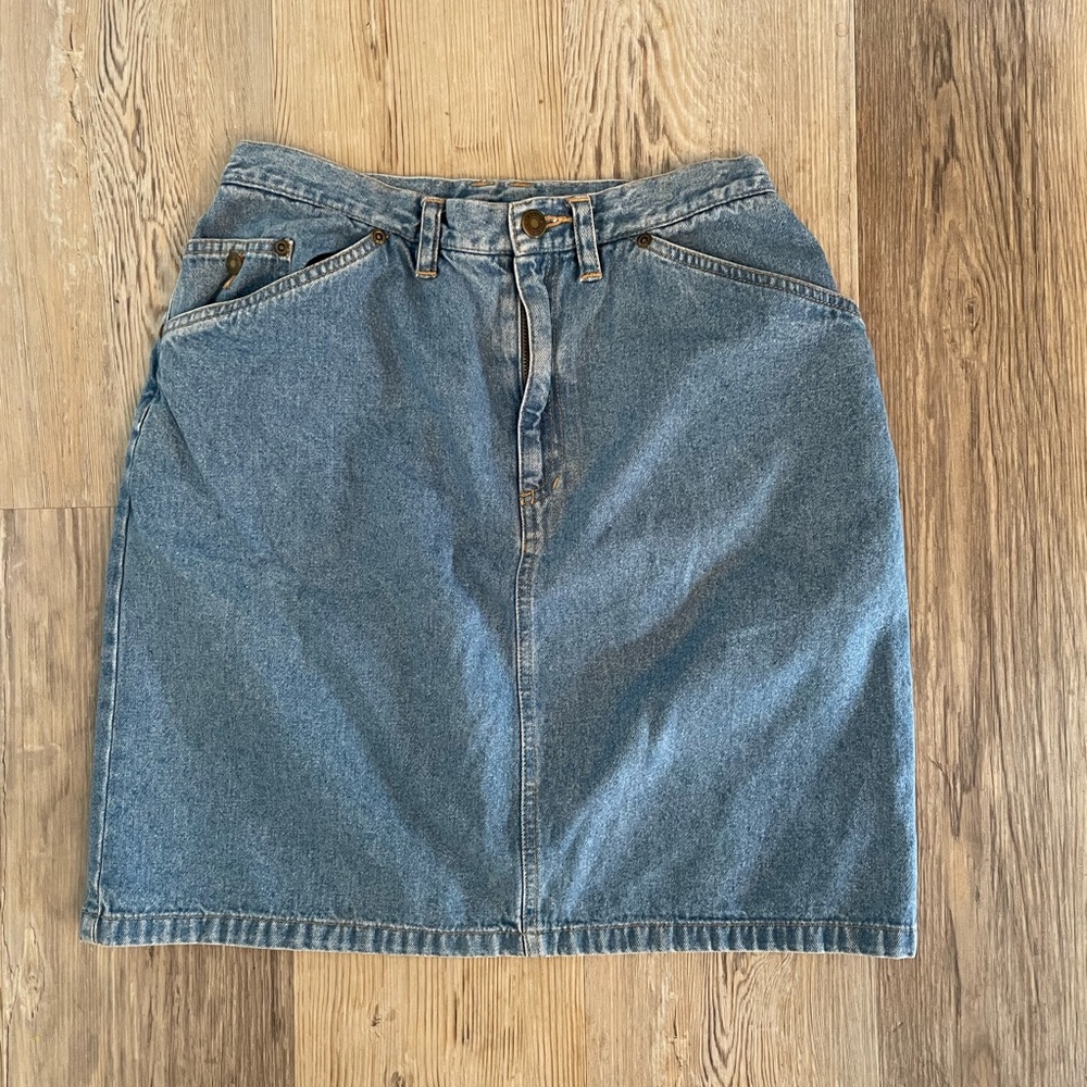 Liz Claiborne high-waisted jean skirt